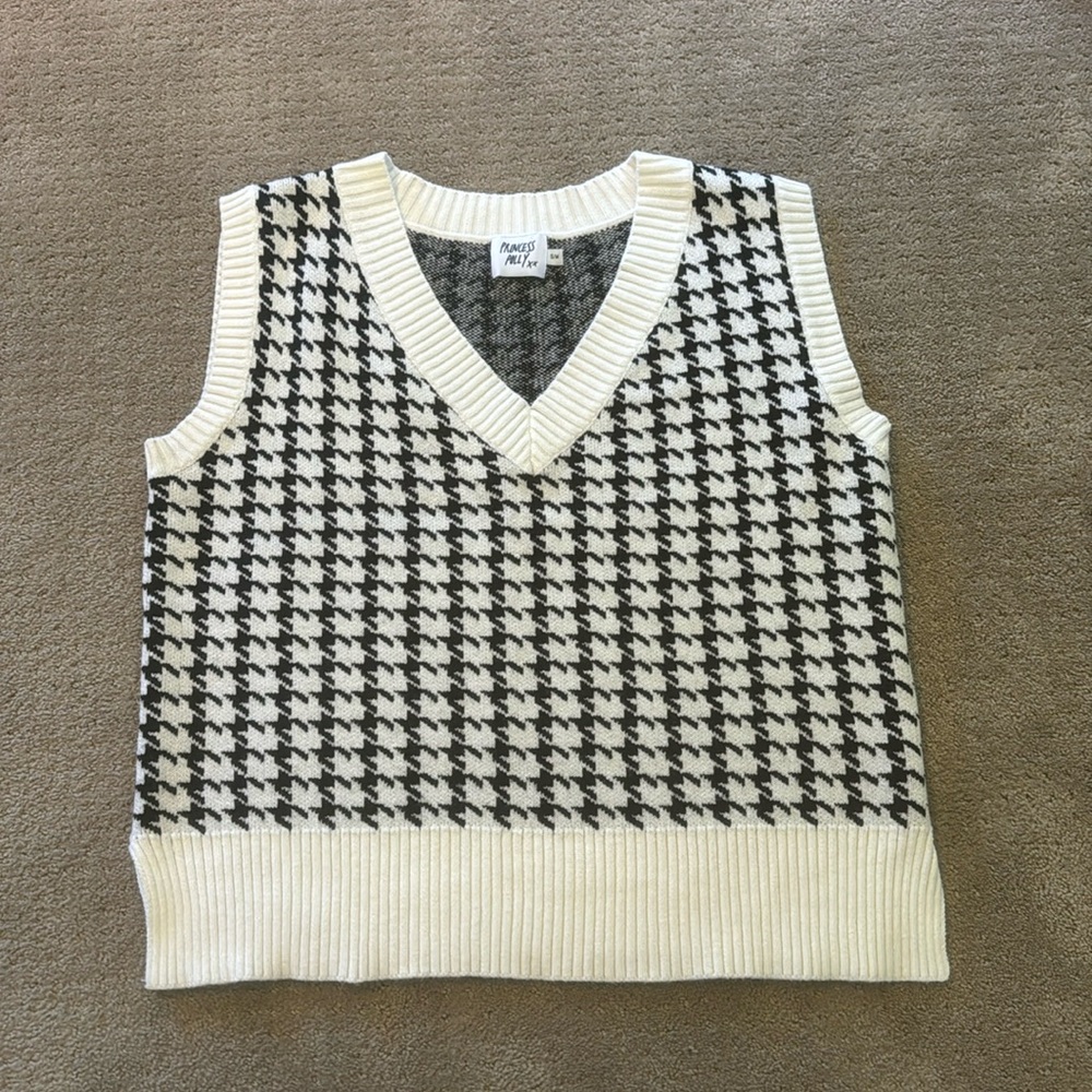 Princess Polly sweater vest